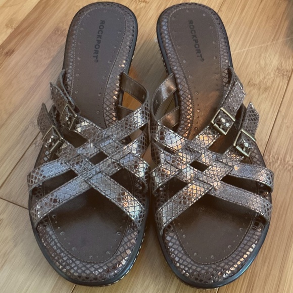 ROCKPORT Size 7 1/2 Bronze Sandals - Picture 1 of 4